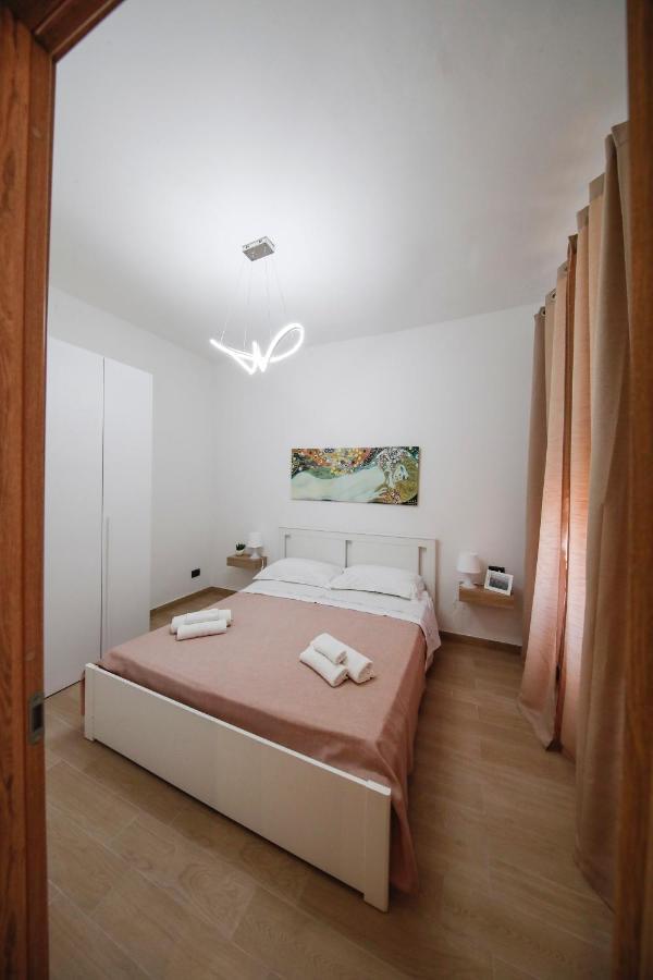 The Door Saturday Apartment Naples Exterior photo